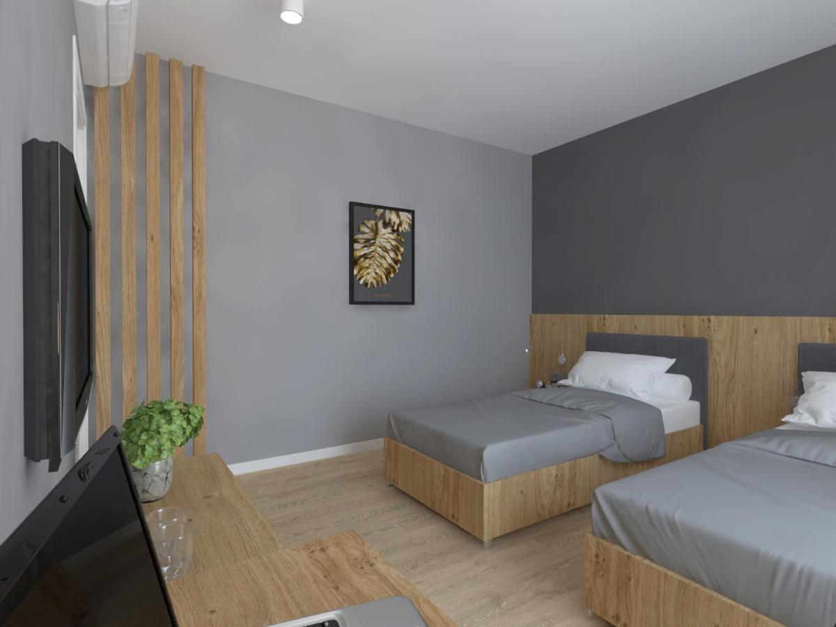 Volochysk Zbruch Palace Hotel מראה חיצוני תמונה